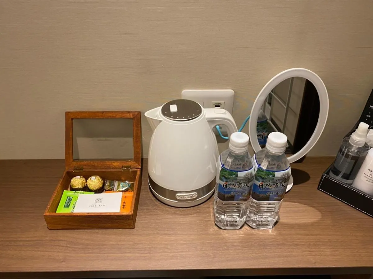 אוסקה Culti Earl Hotel