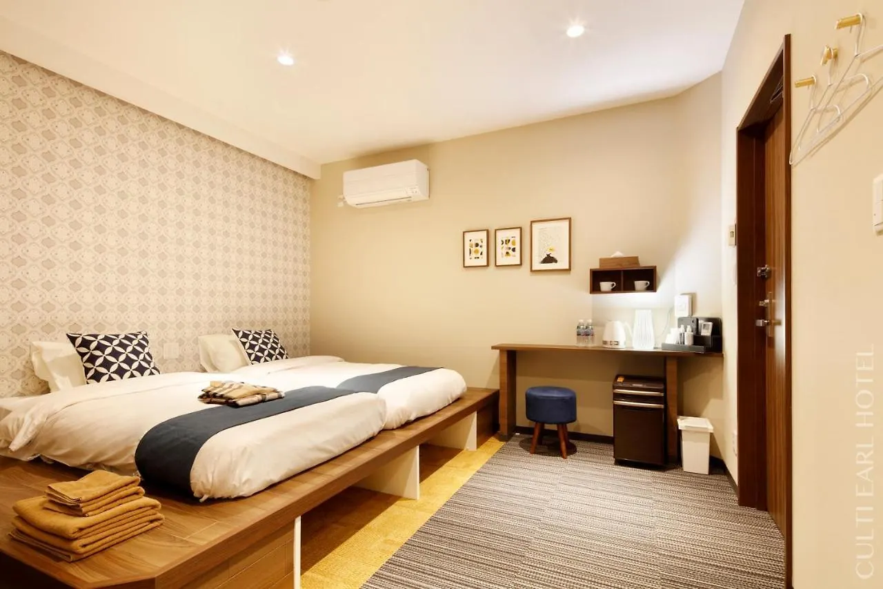אוסקה Culti Earl Hotel